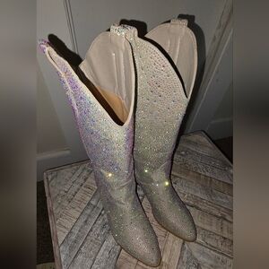 Dazzling Rhinestone Womens size 11 never worn heeled Boots
